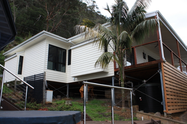 south side, from front to back: verandah, our bedroom, small bedroom, guest bedroom, each one has a water view