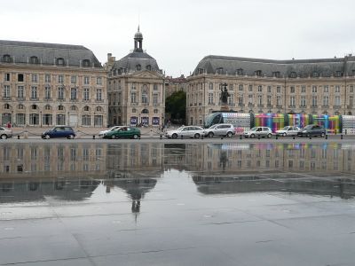 Reflections in the 'Miroir de l'eau