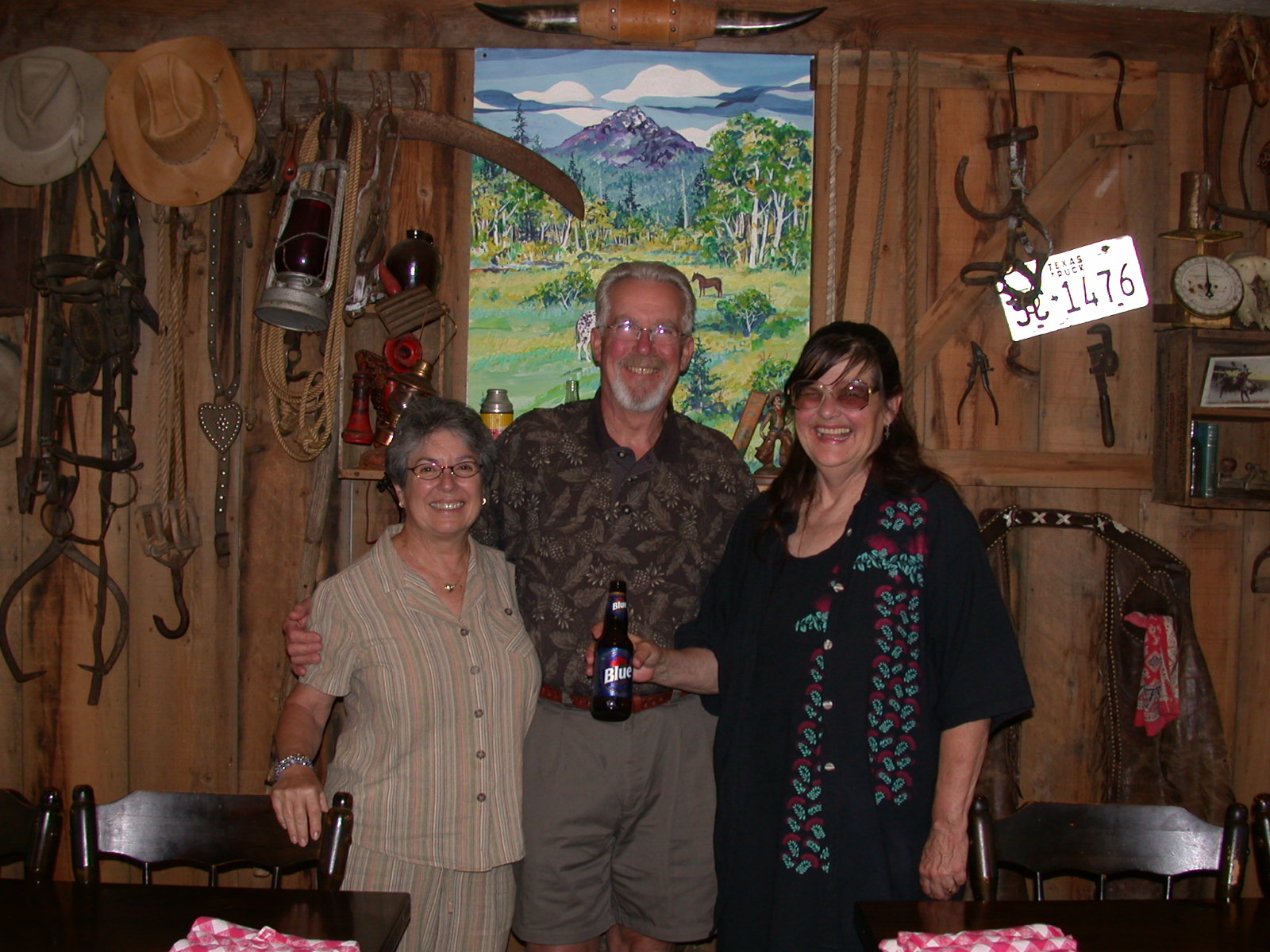 SA members Dave from Oregon/AZ and Eve from So. Oregon and guest, Dave's wife Linda on the left.