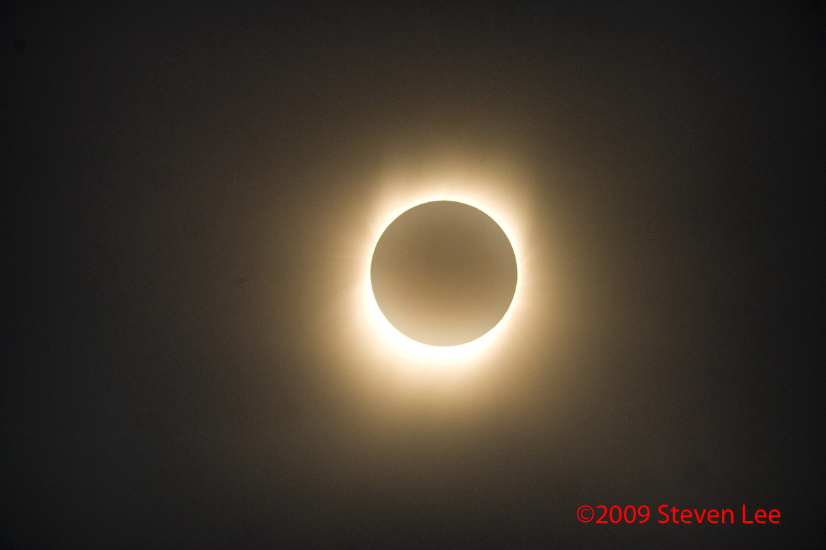 These photos were taken by Steve Lee, of the Sutherland Astronomical Society Inc. on our recent China Eclipse Tour.