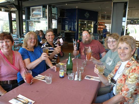 from this happy table in Brissy. L-R: Teresa, CynB, Colin, me, Lynne, Broni.