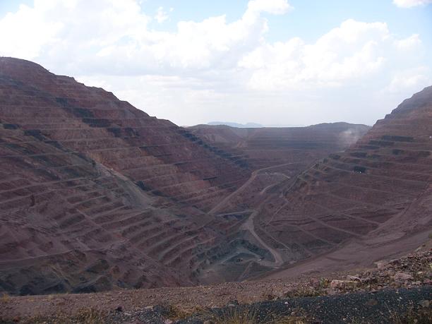 The open cut Argyle Diamond Mine. This will cease soon as they will start mining underground.