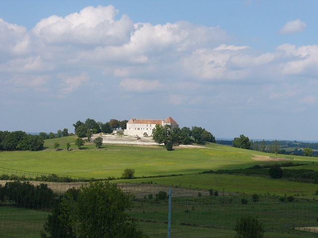 This is in the village where GannieMo lives. We did a tour around the chateau and were shown around by the owner.