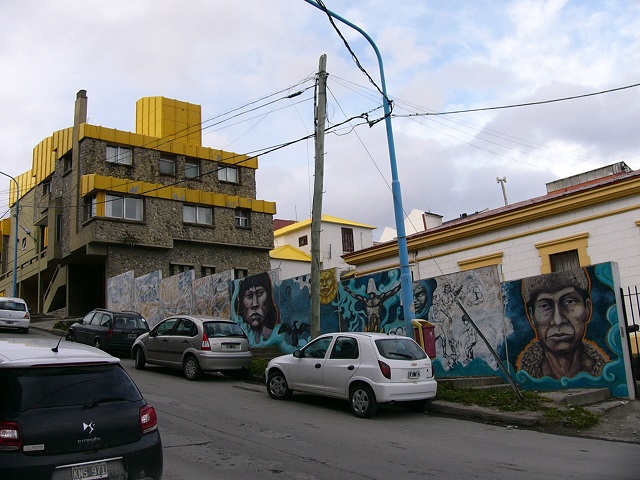 More colourful buildings and murals.