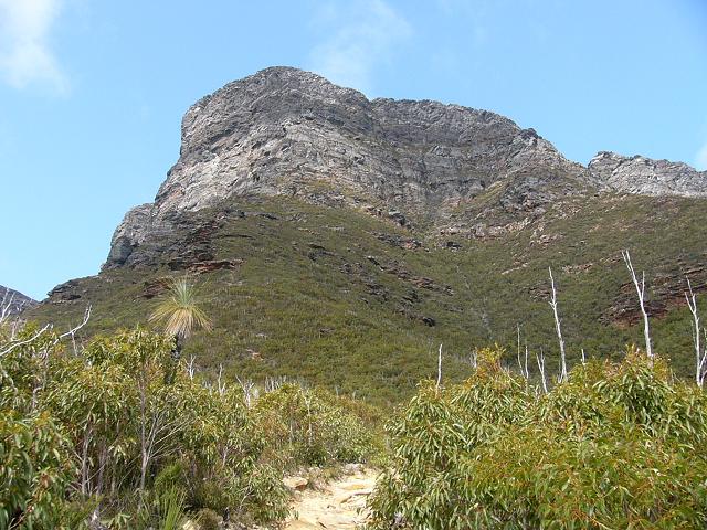 Beautiful Bluff Knoll, highest peak in the Stirling Ranges.