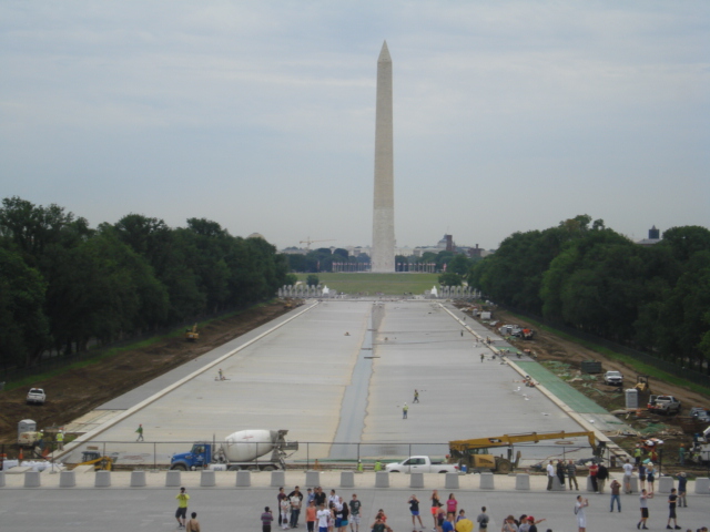 Hey, who pulled the plug out? If you look closely at the Washington Monument in the distance, the stones in the top portion are darker than the stones below. Apparently work on the monument stopped during the Civil War, causing that colour difference.