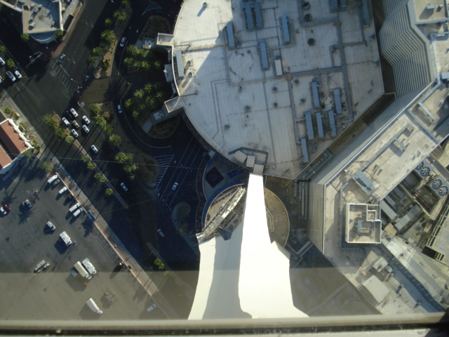 That was fun but we were soon back to the Stratosphere Hotel. Here's a view looking down from the tower.