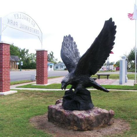 Eagle Statue in Stroud OK