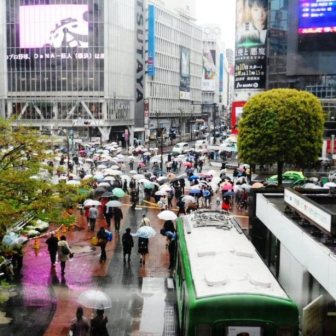 Intersection is called the Times Square of Tokyo