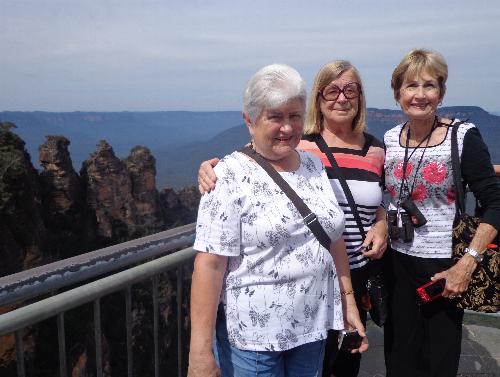 Three sudokoists and the Three Sisters. Katoomba.