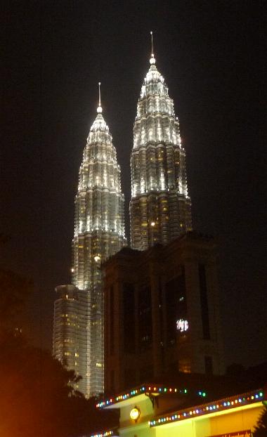 The big feature for KL. Veryy spectacular at night.