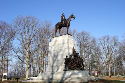 General Robert E. Lee on his horse, Traveller.