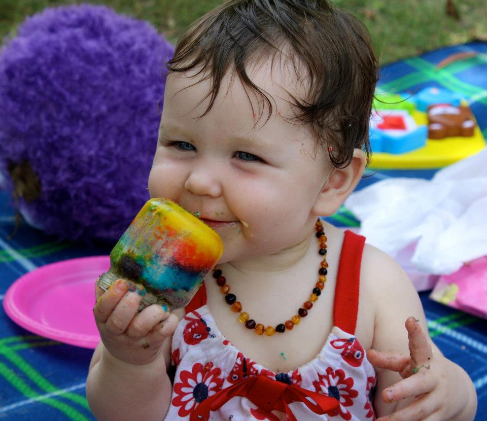 Chelsea made rainbow cakes in baby food jars and each person got a cake, Cailin tried eating the jar as well.lol