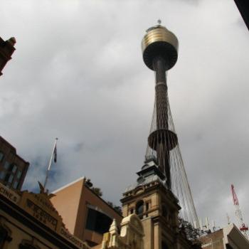 7599  Centrepoint standing over  Pitt St Mall Sydney City Sept'08 Kate/Sydney