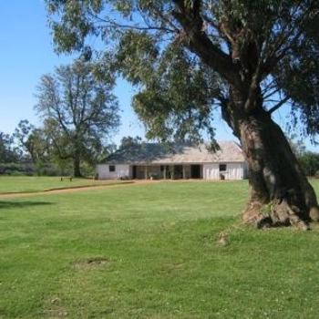 <b>Lovely Old Homestead</b>