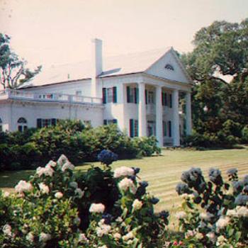 <b>Orton Plantation near Wilmington, NC. Built in 1919 to grow and harvest rice. Setting of several movies including Stephen King's "Firestarter." / kr NC</b>