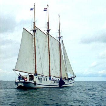 <b>Tall ship, caught on film by my friend / KR NC</b>