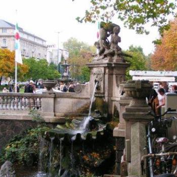 <b>Fountain in Dortmund Germany  Sue/Ok</b>