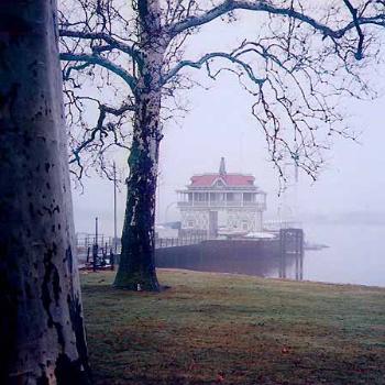 <b>Riverton Yacht Club on a misty morning at Riverton, New Jersy / kay NC</b>