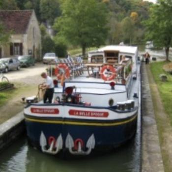 <b>Canal in Burgundy</b>