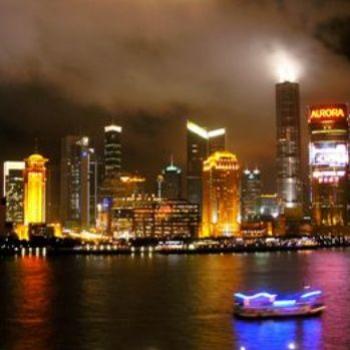 <b>pudong, shanghai at night</b>