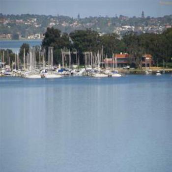 <b>Yacht club, Perth - Wendy/Perth</b>