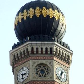 <b>Clock Tower, Great Synagogue, Budapest, Hungary - Eileen (Surrey, England)</b>