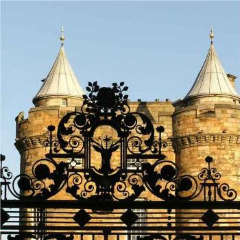 <b>Gate at Holyrood Palace, Edinburch Scotland</b>