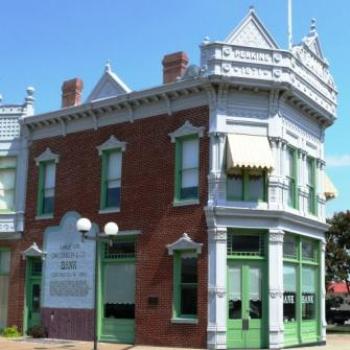 <b>Condon Bank, Coffeyville Kansas  Sue / OK</b>