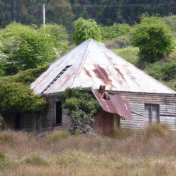 <b>Old House at Southport, Tssmania</b>