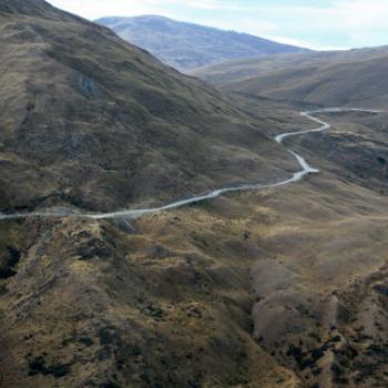 <b>4054 road to Queenstown from Cardrona, maybe, flying from Chrsitchurch to Queenstown, Sth Is, NZ Kate/Sydney</b>