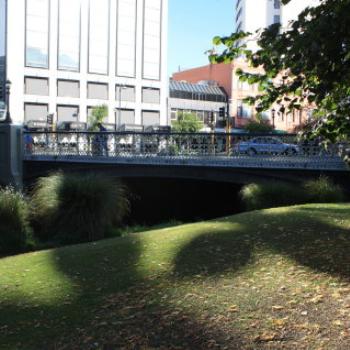 <b>3732 Gloucester St Bridge, Christchurch, NZ 19th March'10 - 10 months before it was severly damaged by an earthquake, Kate/Sydney</b>