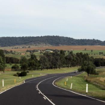 1513 between Jerrys Plains & Denman, Hunter Valley, NSW, 29th April'09, Kate/Sydney