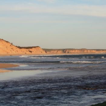 <b>6998 sunset glowing cliffs, Peterborough, GORd, Vic, 27th Oct'09, Kate/Sydney</b>