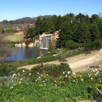 Waterfall @ Hunter Valley Gardens NSW Australia