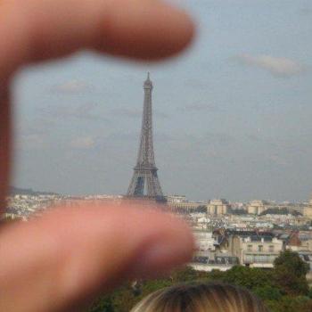 <b>hmm. small eiffel</b>