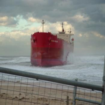 <b>Pasher Bulker beached at Newcastle Australia</b>