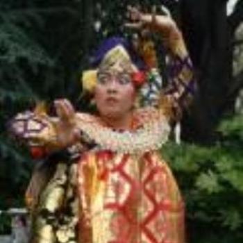 Balinese Dancer performing in Oakland, CA