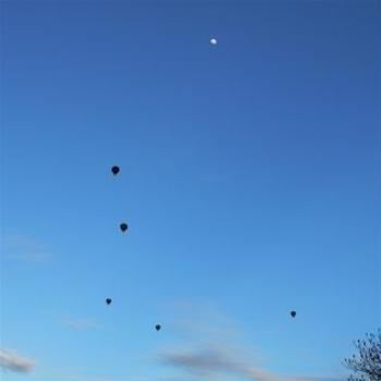 <b>Five Balloons and a Moon</b>