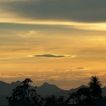 <b>Hong Kong Sunset (Ian/Sydney)</b>