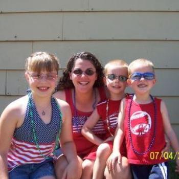 <b>Angie/Wisconsin and my kids July 4, 2007</b>