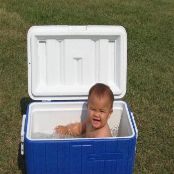 Anna Maria in the Cooler