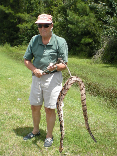 The snake was dead, but Jaime wasn't taking any chances!