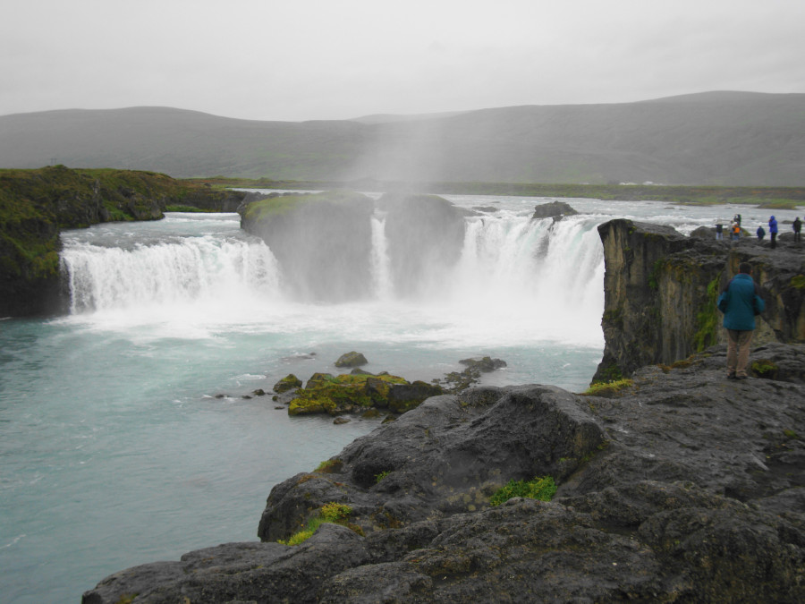 Day 4: Docked at Akureyri. (North central Iceland)
Stopped here on the way to Lake Myvatn and the mud pits.