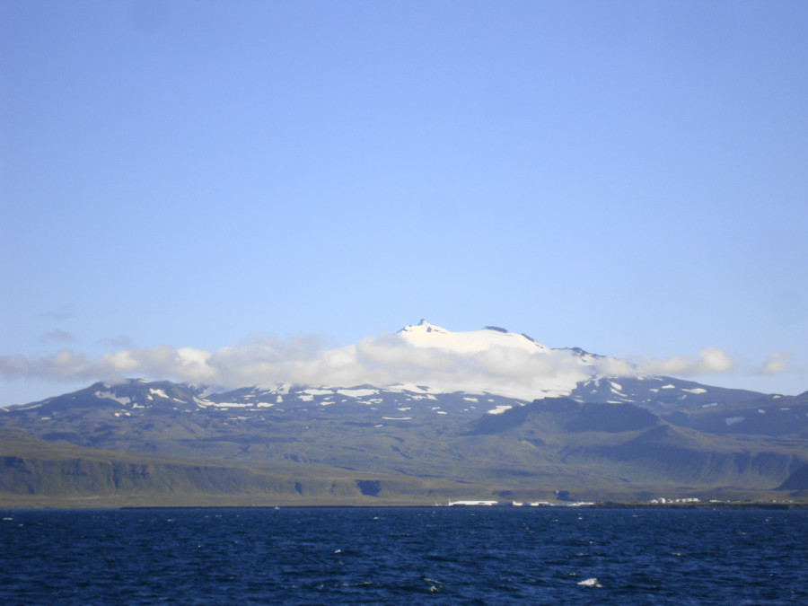 One of the smaller glaciers on Iceland.