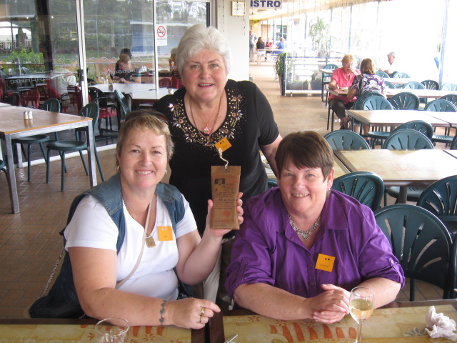 Lizzie, June & Keri...with Sue's (OK) chocolate.