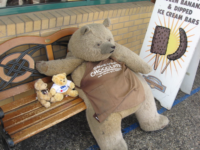 Even Cedric and Murphy got into posing with characters along the wharf.