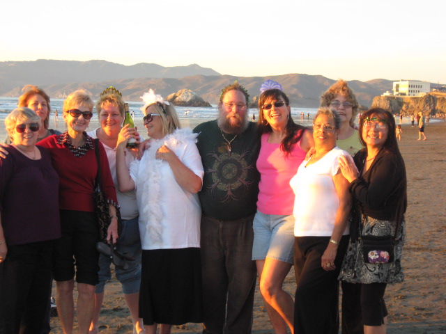 (L to R) Sue, Martha, Kathy, Linda, Jane, Keith, Vici, Mama, Lynne and Shosho