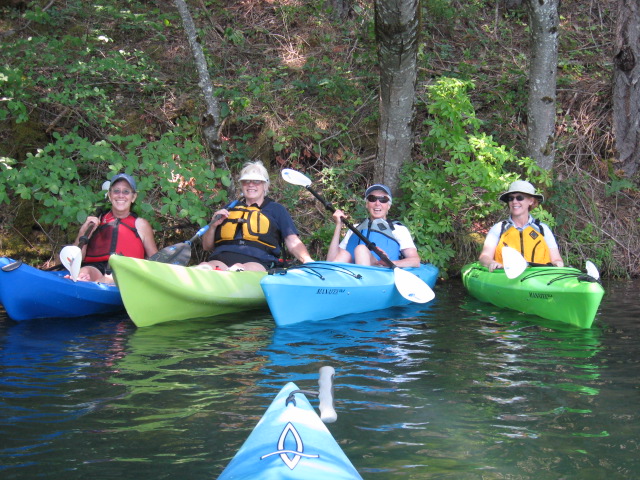 I'm not in this picture, only the nose of my kayak as I'm taking this one.