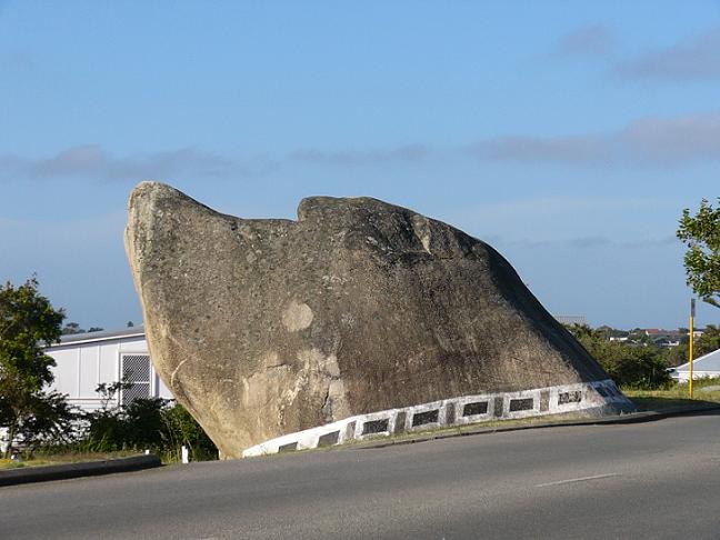 Dog Rock, Albany